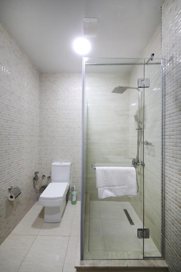 Hotel Panoramic Kutaiszi Kültér fotó