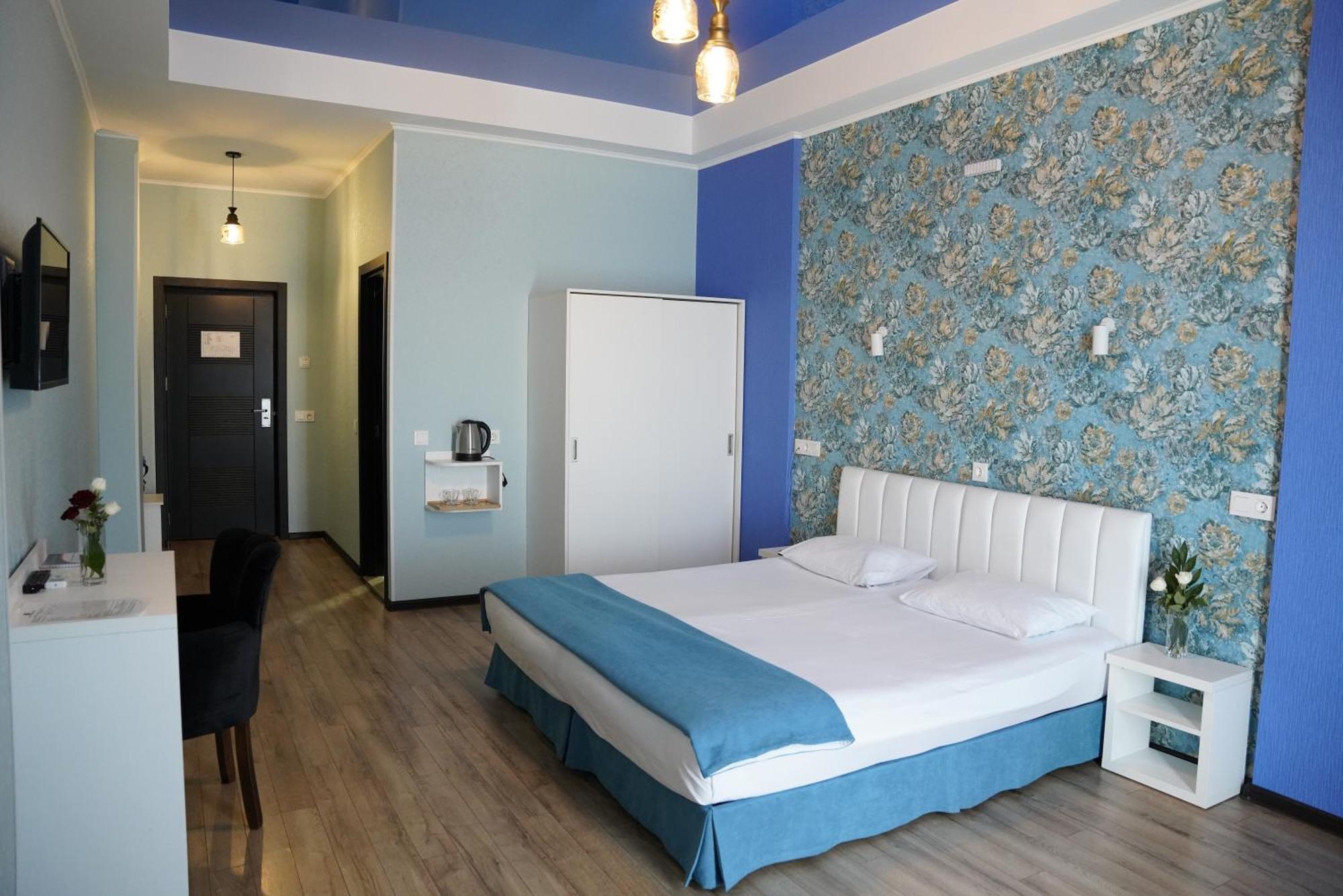 Hotel Panoramic Kutaiszi Kültér fotó