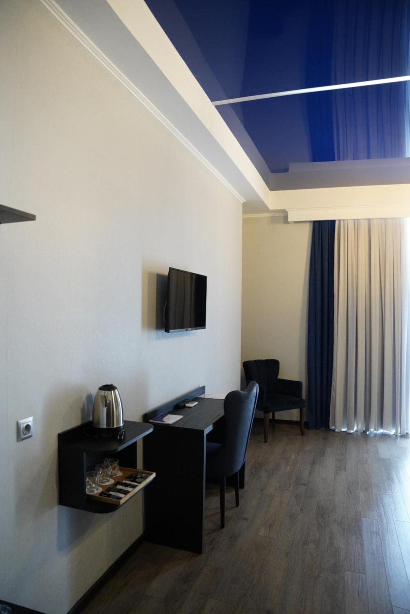 Hotel Panoramic Kutaiszi Kültér fotó