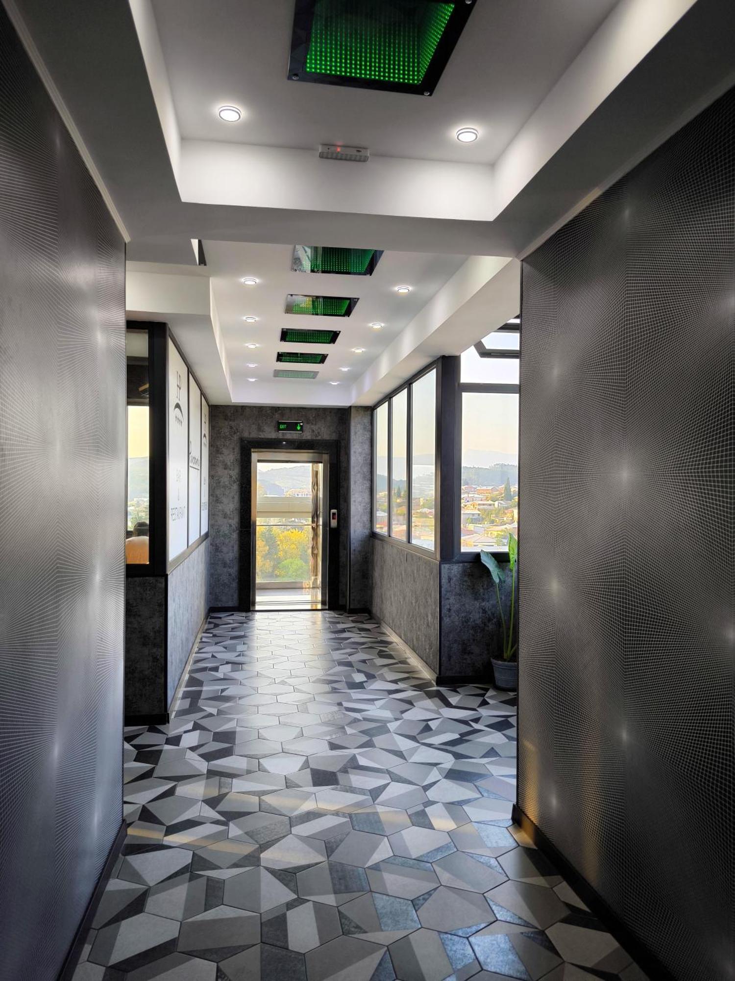 Hotel Panoramic Kutaiszi Kültér fotó
